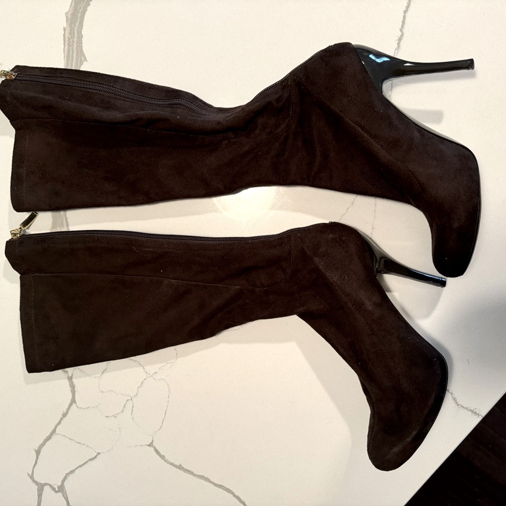 Guess high shaft suede boots zipper back chocolate brown